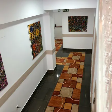 Casa de hóspedes Miribilla 2*